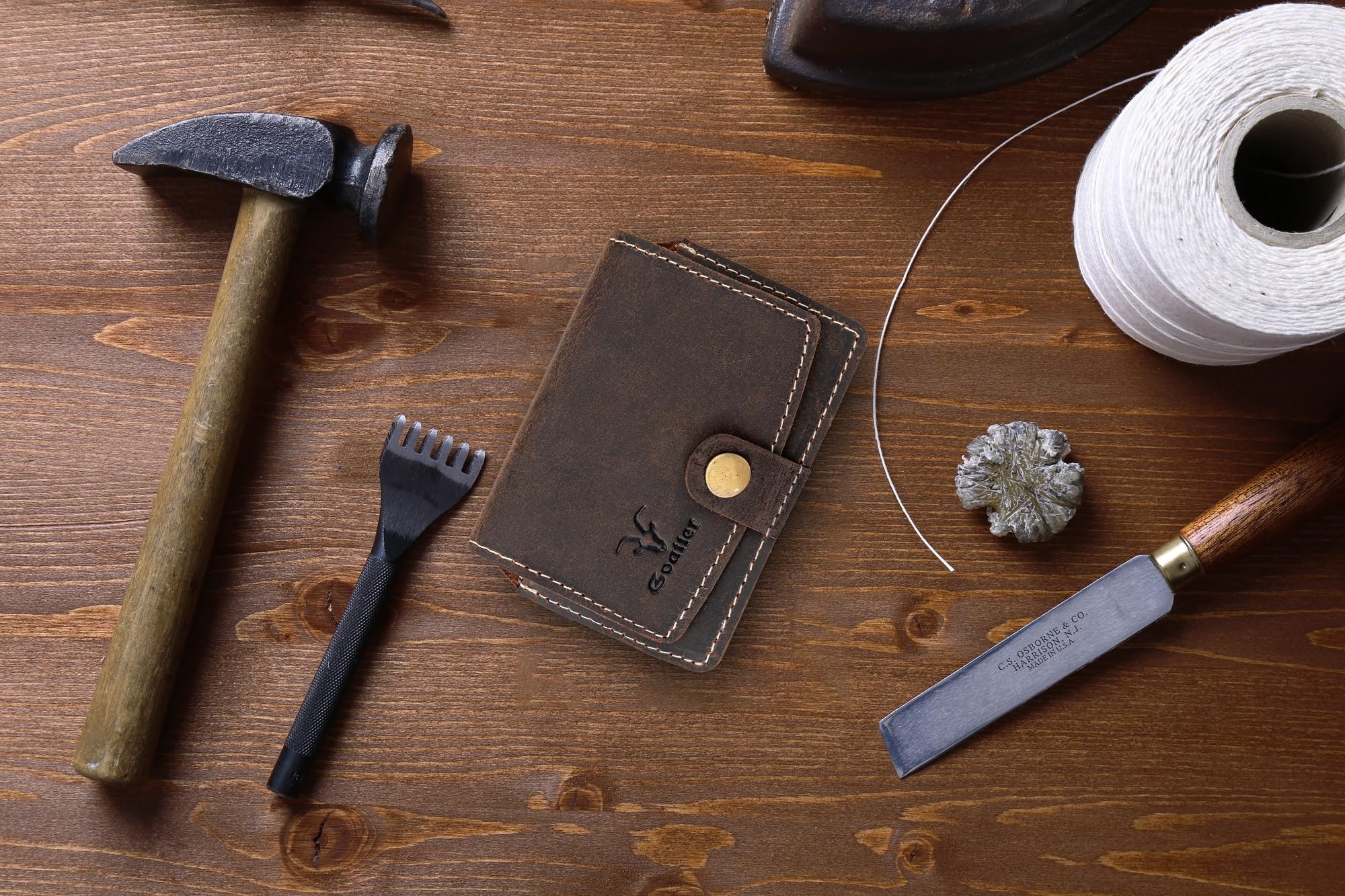 Goatter Genuine Unisex Leather Small Bi-fold Pocket Wallet and Card Holder